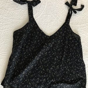 Universal Thread Cropped Tank Top